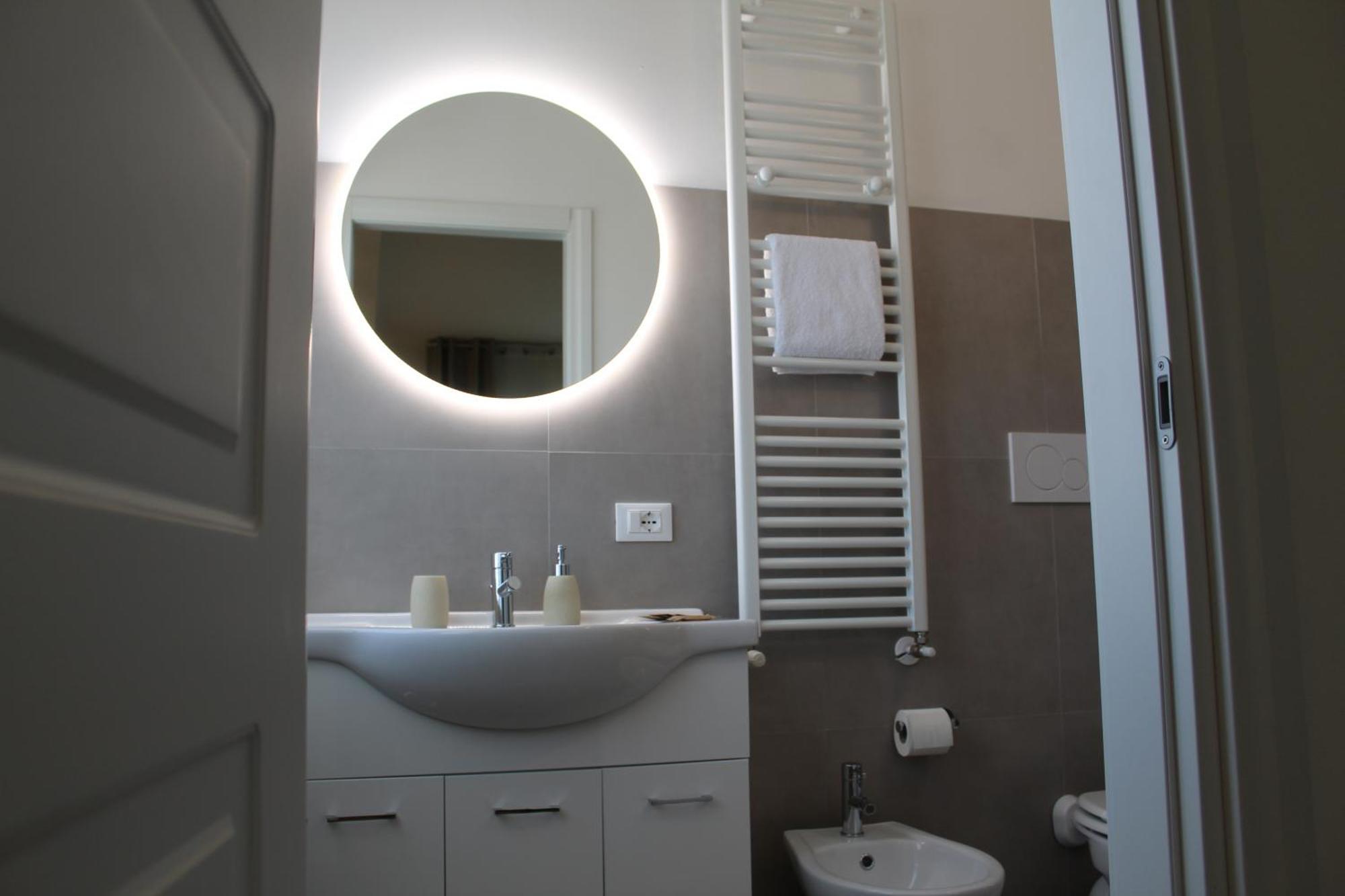 Villa Forte Salvi - Rooms Peschiera del Garda Eksteriør billede