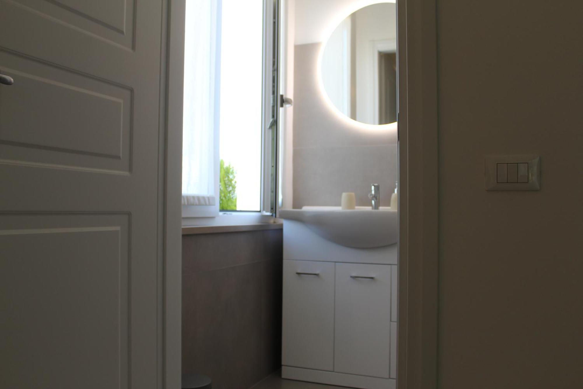 Villa Forte Salvi - Rooms Peschiera del Garda Eksteriør billede