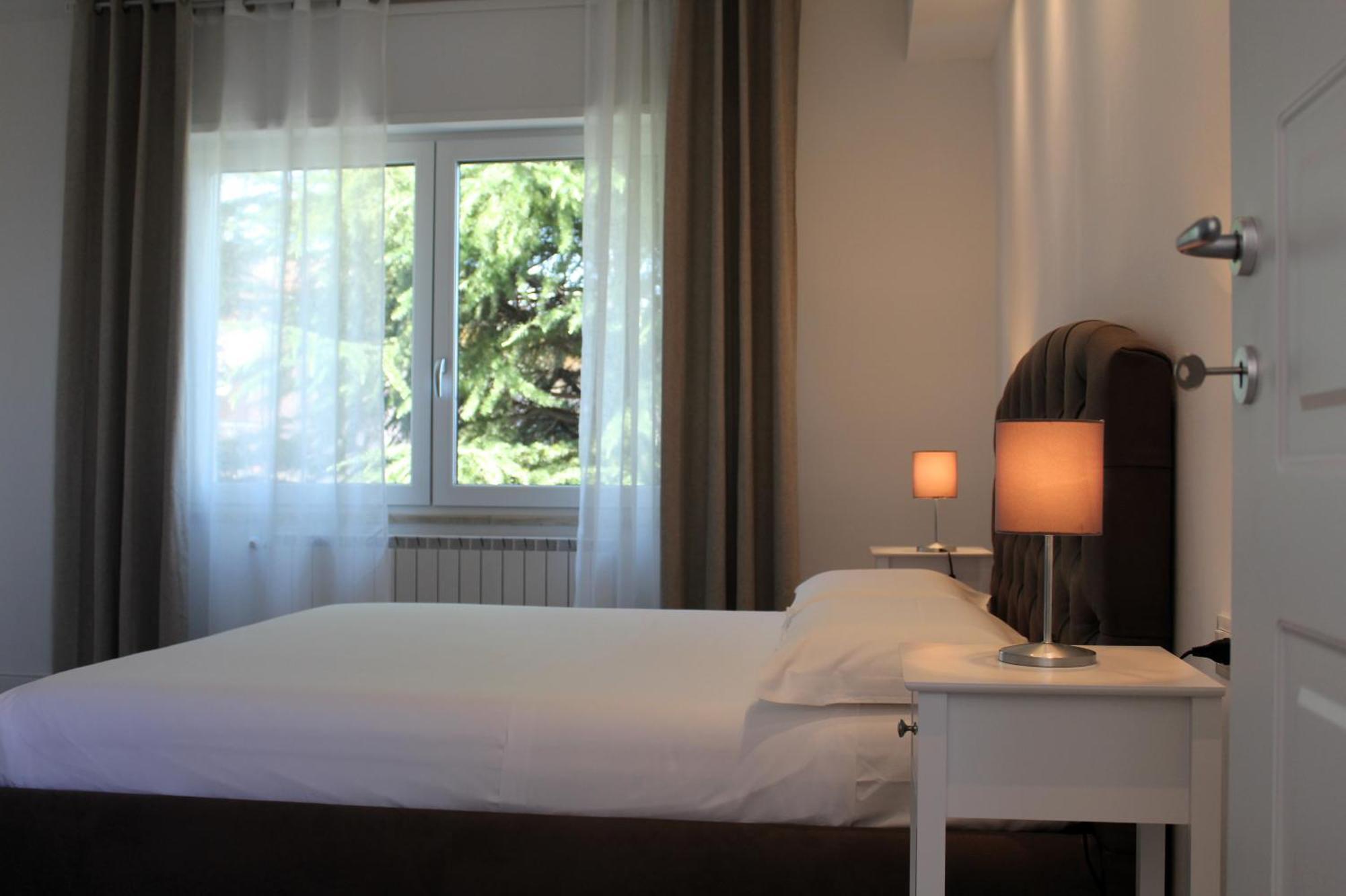 Villa Forte Salvi - Rooms Peschiera del Garda Eksteriør billede