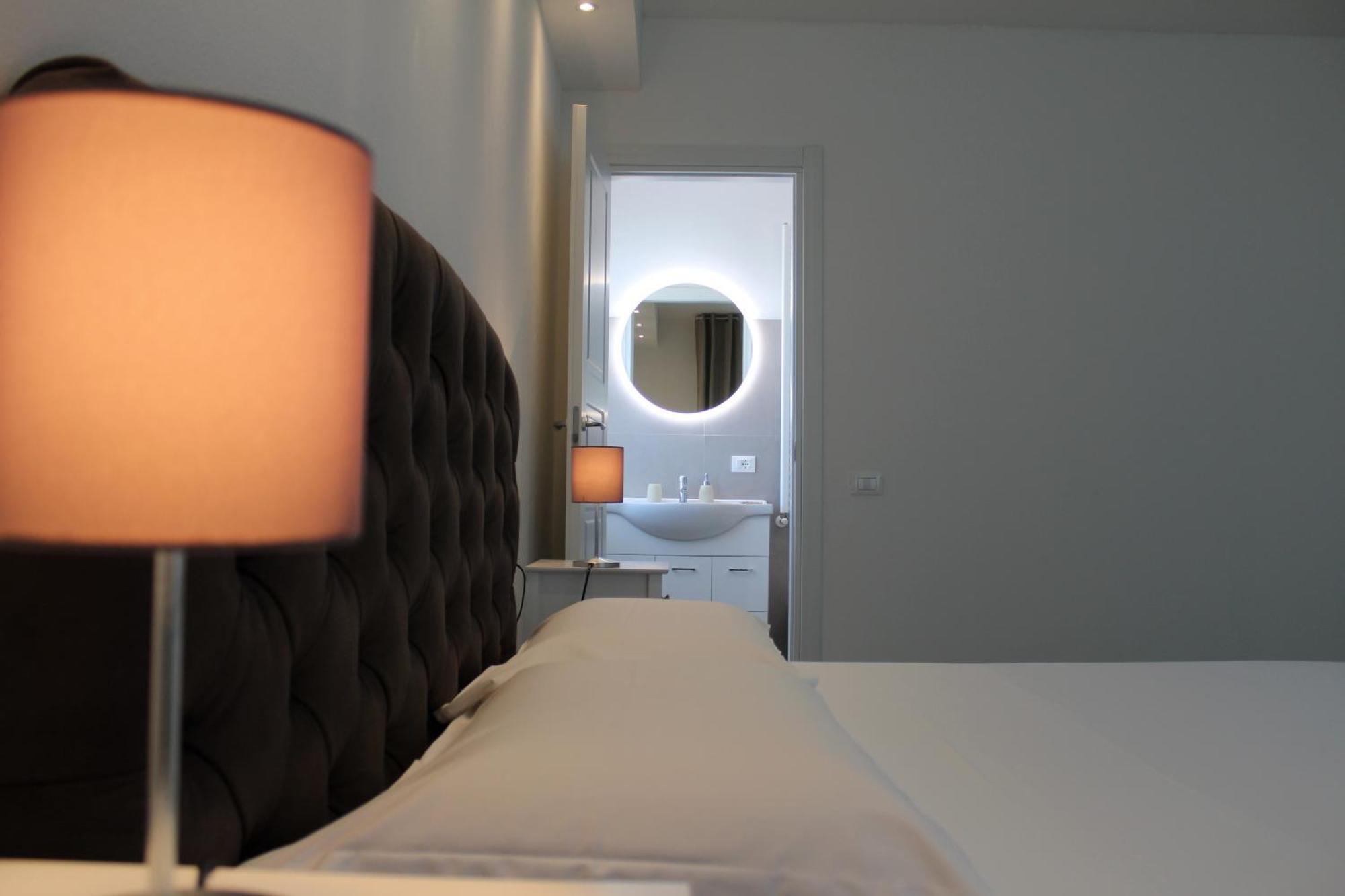 Villa Forte Salvi - Rooms Peschiera del Garda Eksteriør billede